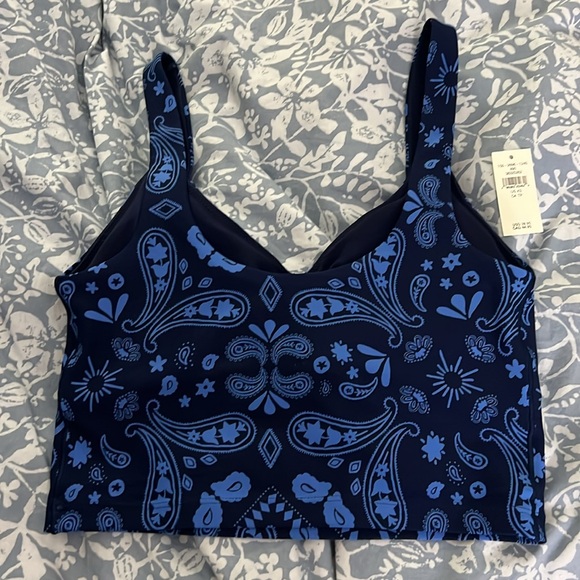 NWT Offline by Aerie removable padding tank top - Picture 3 of 4